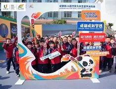 包含红色飓风！多特蒙德豪取连胜，向冠军宝座发起冲击的词条