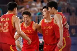 上海男篮与四川队交锋，双方谁更占据优势？的简单介绍